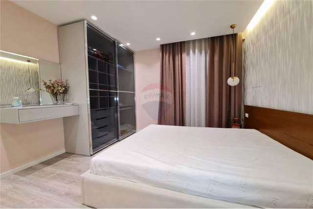 Tirane, jepet me qera apartament 2+1+BLK 95 m² 1.000 Euro (rruga elbasanit)