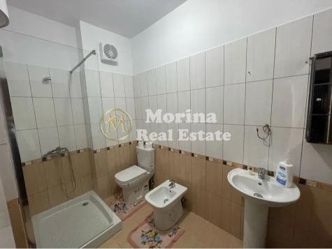 Tirane, jepet me qera apartament 3+1 Kati 5, 120 m² 750 € (Tregu Elektrik-Rr.Zonja Curre)