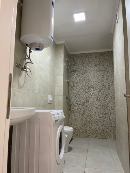 Tirane, jepet me qera apartament 1+1+Aneks+Ballkon Kati 1, 63 m² 550 € (Don Bosco Fjori di Bosco)