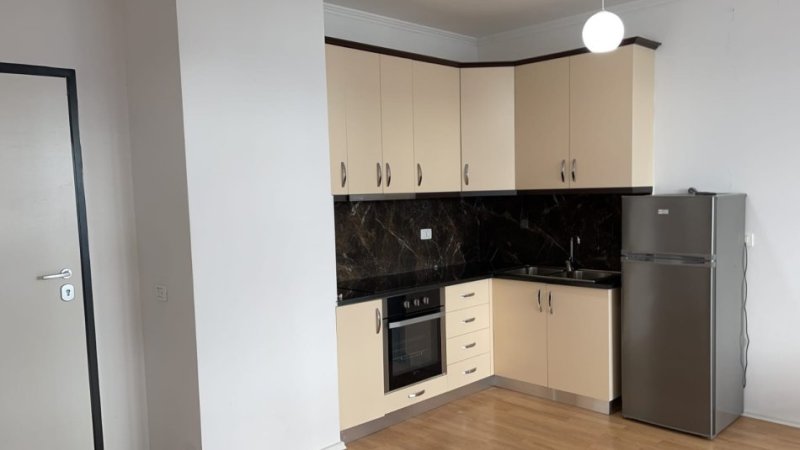 Tirane, jepet me qera apartament 1+1+Aneks+Ballkon Kati 1, 63 m² 550 € (Don Bosco Fjori di Bosco)