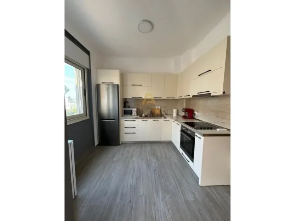 Gjiri Lalezit | Hamallaj, shitet apartament 2+1+2 Kati 2, 80 m² 200.000 € (PERLA RESORT, Gjiri i Lalzit)