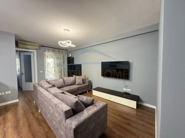 Tirane, shitet apartament 2+1 Kati 2, 99 m² 135.000 € (Yzberisht)