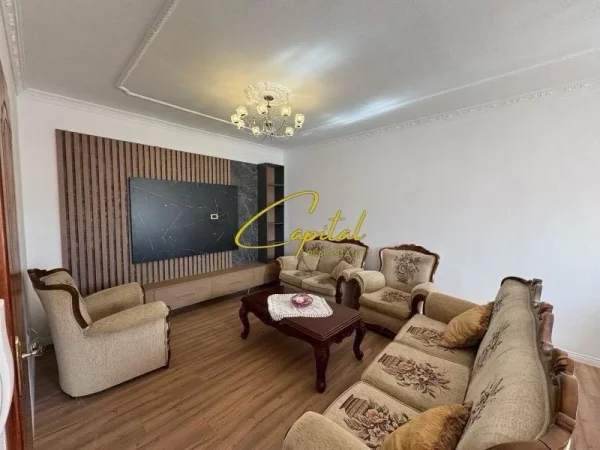 Tirane, jepet me qera apartament 2+1 Kati 2, 120 m² 600 € (SAUK)