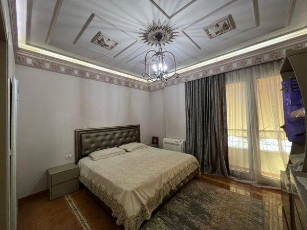 Tirane, shitet apartament 3+1+Ballkon Kati 2, 120 m² 240.000 € (kodra diellit)
