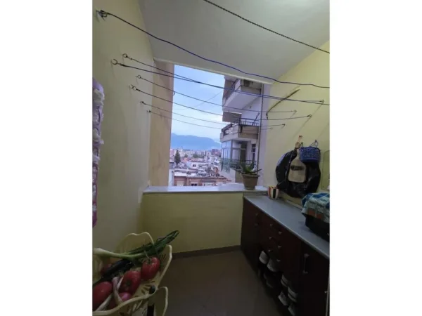 Tirane, shitet apartament 1+1 Kati 6, 77 m² 220.000 € (RRuga e Elbasanit)