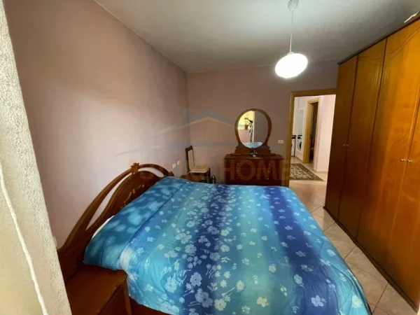 Tirane, shitet apartament 2+1 Kati 8, 75 m² 185.000 € (Komuna e Parisit)