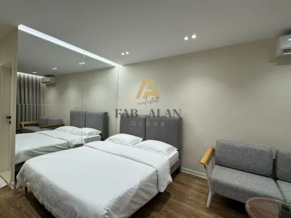 Tirane, shitet apartament 1+1+garsoniere, Kati 2, 60 m² 184.000 € (Pazari i Ri)