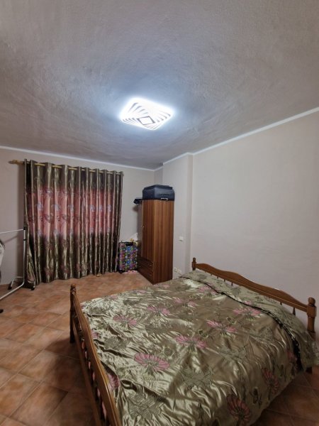 Durres, jepet me qera apartament 1+1+Aneks+Ballkon Kati 3, 60 m² 350 € (Vollga)
