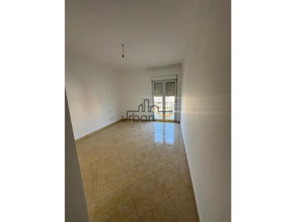 Qera, Apartament 2+1+2+ Post Parkimi, Don Bosko, Tiranë - 550€ | 140m²