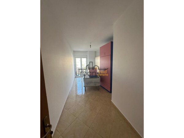 Qera, Apartament 2+1+2+ Post Parkimi, Don Bosko, Tiranë - 550€ | 140m²