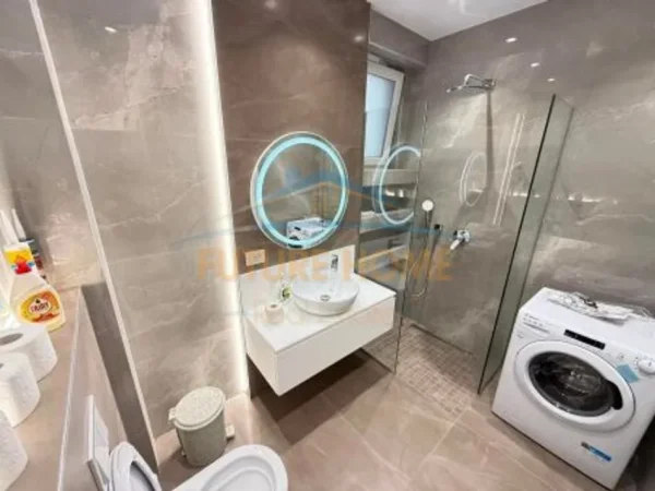 Tirane, jepet me qera apartament 2+1 Kati 2, 120 m² 800 € (Liqeni i Thate)