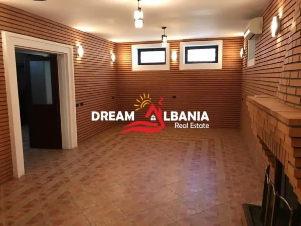 Tirane, jepet me qera ambjent biznesi Kati 1, 1.025 m² 6.500 € (Tek Komuna e Parisit - ID 4251285)