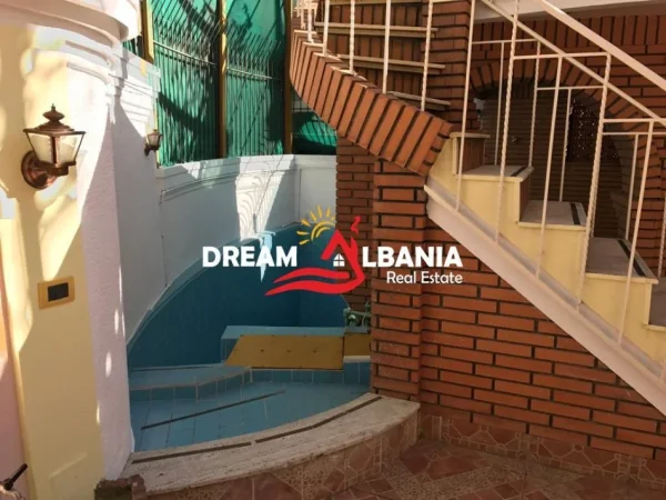 Tirane, jepet me qera ambjent biznesi Kati 1, 1.025 m² 6.500 € (Tek Komuna e Parisit - ID 4251285)