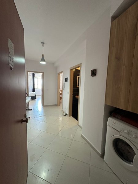 Tirane, shes 1+1+Ballkon Kati 8, 68 m² 98.000 € (Bulevardi Migjeni,ne Yzberisht)