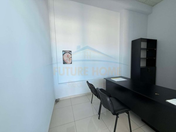 Tirane, jepet me qera dyqan Kati 0, 160 m² 2.000 € (RRUGA INDUSTRIALE PRANE ARDENOS)     UNA52484