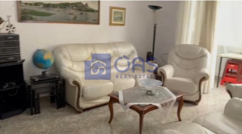 Tirane, jepet me qera 2+1+Aneks Kati 4, 72 m² 450 € (Rruga E Dibres)