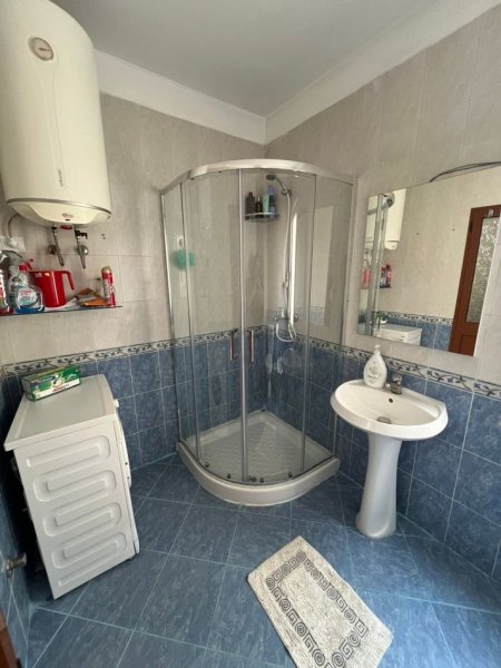 Tirane, jepet me qera apartament 1+1+Ballkon , 40 m² 400 € 