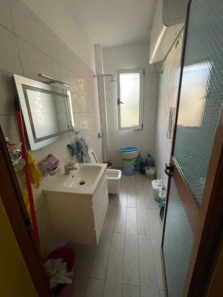 Tirane, shes apartament duplex 3+1+Aneks+Ballkon Kati 5, 106 m² 180.000 € (Rruga bardhyl)