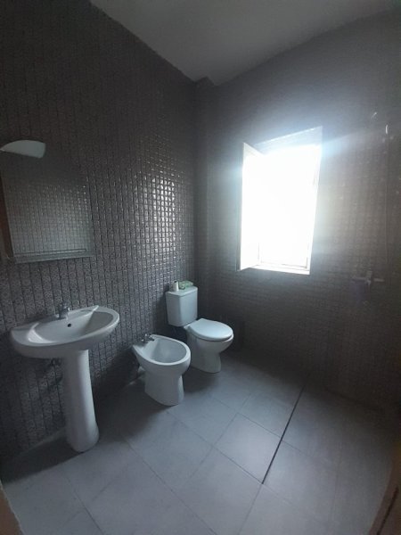 Tirane, jepet me qera Vile 1+1 Kati 1, 70 m² 350 € (Rruga Mihal Grameno)