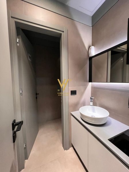 Tirane, jepet me qera bar-resorant Kati 0, 110 m² 1.550 € (KODRA E DIELLIT 1)