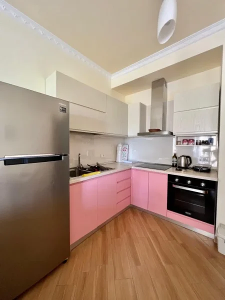 Vlore, shitet apartament 1+1+Ballkon Kati 4, 72 m² 198.000 € (Lungomare)