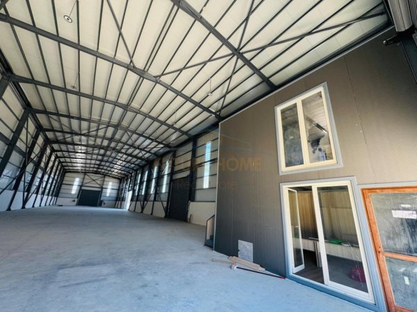 Tirane, shitet magazine Kati 0, 6.000 m² 3.200.000 € (AUTOSTRADA TIRANE DURRES)