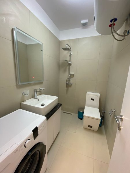 Tirane, shitet apartament 1+1+Ballkon Kati 8, 53 m² 89.000 € (Don Bosko)