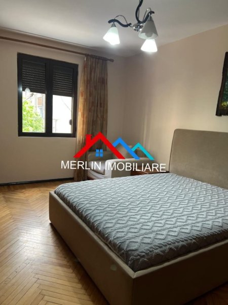 Tirane, jepet me qera apartament 2+1 Kati 3, 80 m² 700 € (RRUGA MYSLYM SHYRI)