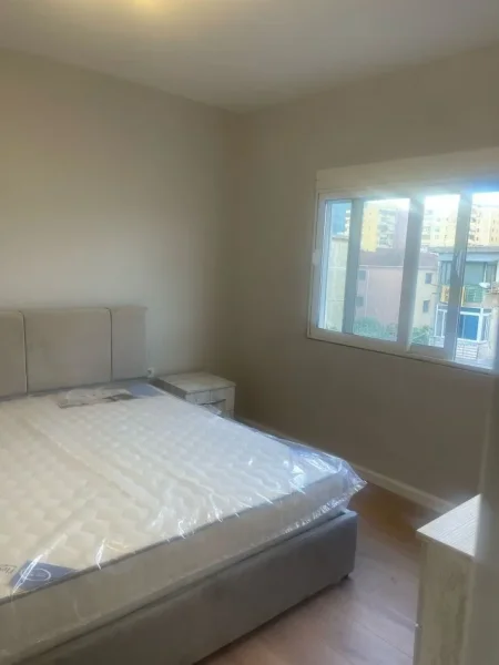 Tirane, shes apartament 1+1 Kati 5, 