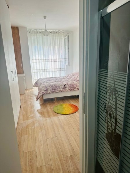 Tirane, jepet me qera apartament 2+1+Ballkon Kati 3, 120 m² 600 € (DON BOSKO)
