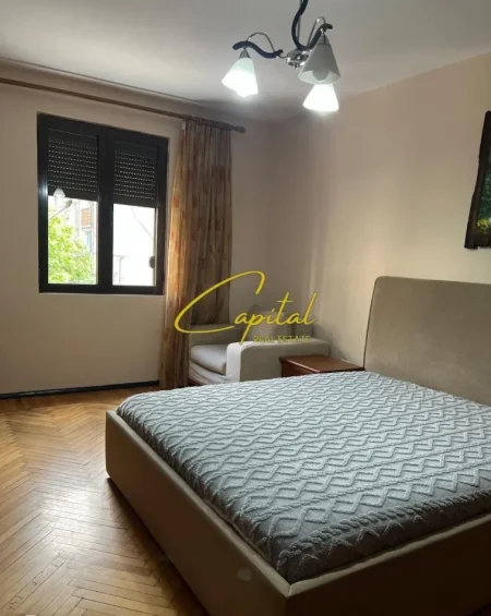 Tirane, jepet me qera apartament 2+1 Kati 3, 80 m² 700 € (RRUGA MYSLYM SHYRI)