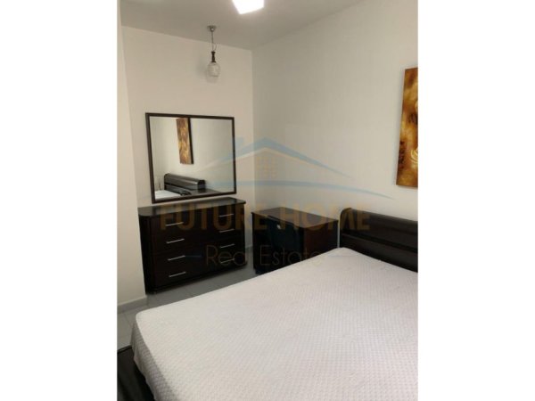 Tirane, jepet me qera apartament 2+1 Kati 6, 90 m² 350 € 