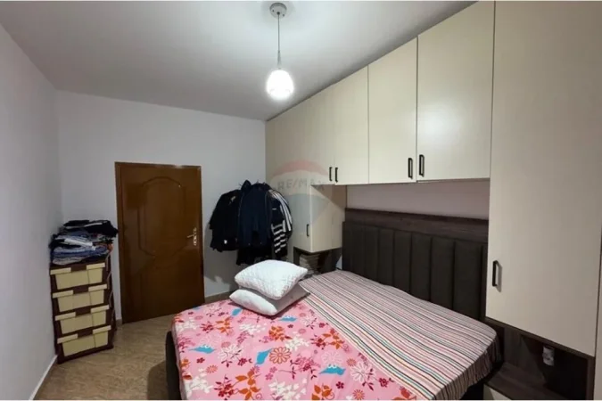 Tirane, shitet apartament 2+1+Ballkon Kati 3, 84 m² 168.000 € (Mine Peza)
