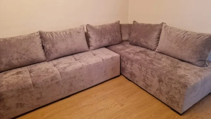 Tirane, jepet me qera apartament 2+1 Kati 1, 74 m² 500 € (Hysen Gjura)