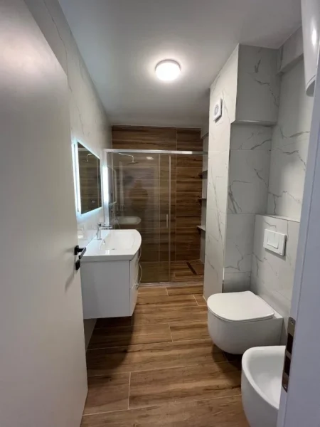 Tirane, shitet apartament 2+1 Kati 7, 86 m² 133.000 € 