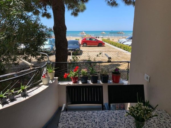 Durres, jepet me qera apartament 1+1 Kati 0, 65 m² 400 € (Shkembi i Kavajes)