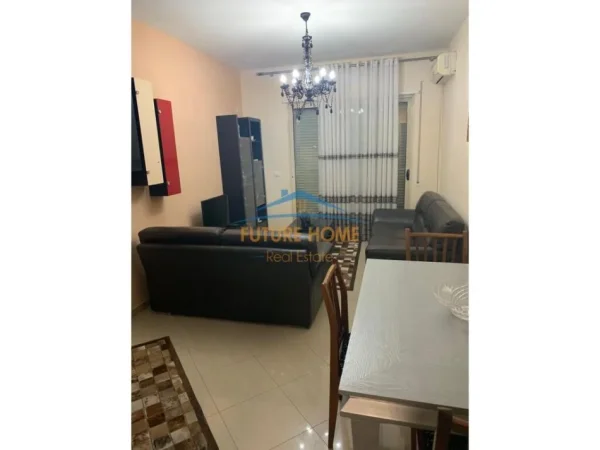 Tirane, jepet me qera apartament 2+1 Kati 5, 85 m² 450 € (Astir)