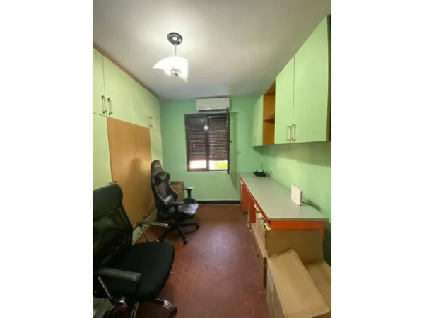 Tirane, jepet me qera apartament 2+1+Ballkon Kati 3, 72 m² 700 € (Myslym Shyri)