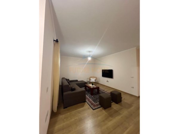 Tirane, jepet me qera apartament 2+1 Kati 2, 93 m² 500 € (ISH RAJONI, DURRES)