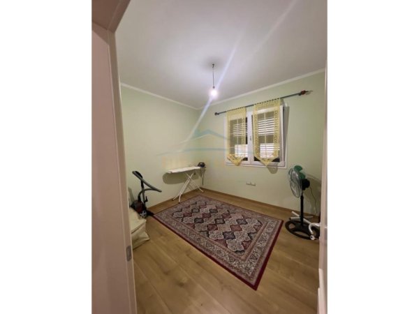 Tirane, jepet me qera apartament 2+1 Kati 2, 93 m² 500 € (ISH RAJONI, DURRES)