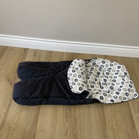 Tirane, shes Karroc Stokke + Relax 4 Moms 260€