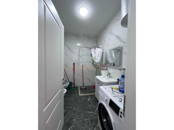 Tirane, shitet apartament 1+1+Ballkon Kati 5, 76 m² 140.690 € (Don Bosko)