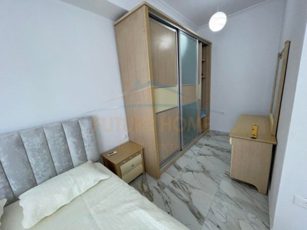 Tirane, jepet me qera apartament 2+1 Kati 6, 101 m² 850 € (Fusha e Aviacionit)