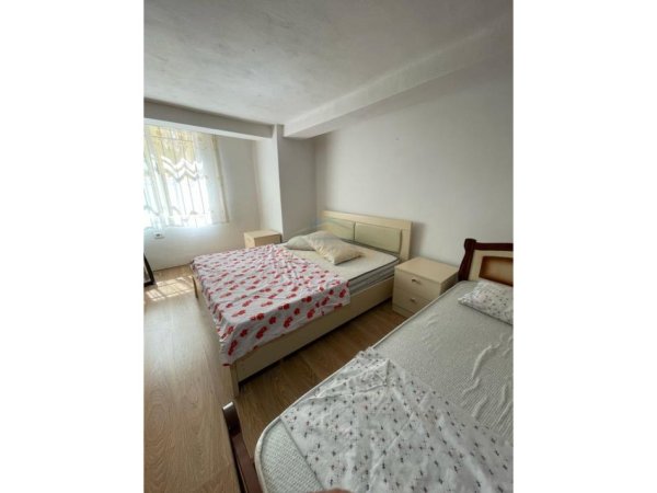 Tirane, jepet me qera apartament 1+1 Kati 0, 90 m² 350 € (Yzberisht,Tiran)