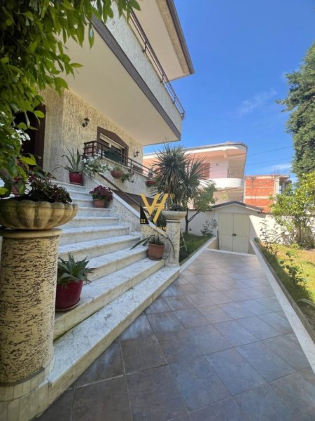 Tirane, jepet me qera Vile 2 Katshe Kati 0, 400 m² 1.200 € (SELITE)