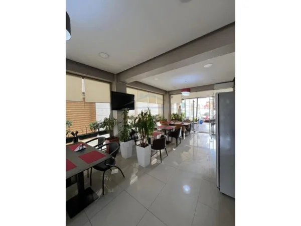 Durres, jepet me qera bar-resorant Kati 0, 148 m² 1.500 € (Porti,Durrsit)