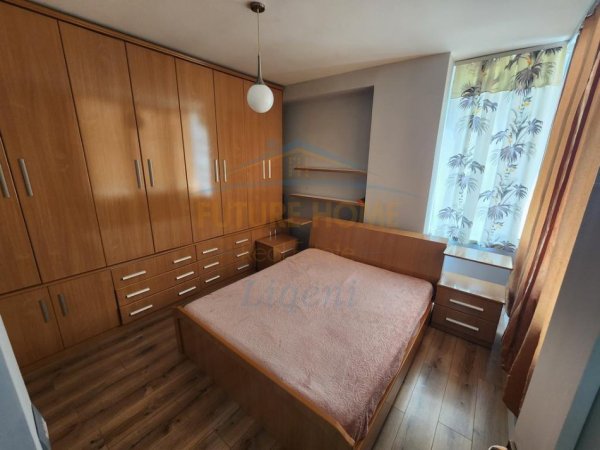 Tirane, jepet me qera apartament 2+1 Kati 2, 85 m² 600 € (Kodra e Diellit, Tiranë.)