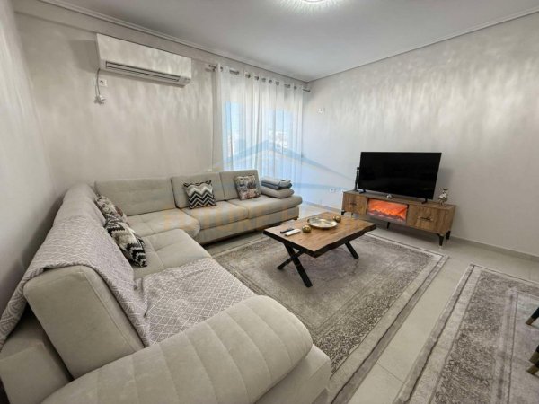 Tirane, jepet me qera apartament 2+1 Kati 2, 100 m² 500 € (Kashat, Tirane)
