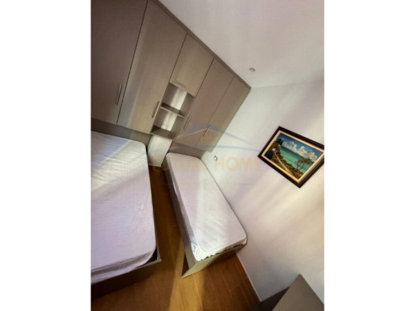 Tirane, jepet me qera apartament 2+1 Kati 3, 120 m² 650 € (Myslym Shyri)