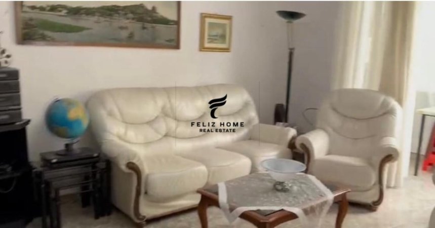 Tirane, jepet me qera apartament 2+1+Ballkon Kati 4, 72 m² 450 € (RRUGA E DIBRES)